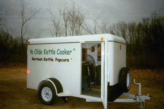 Ye Olde Kettle Cooker - Trailer Package showing side door access